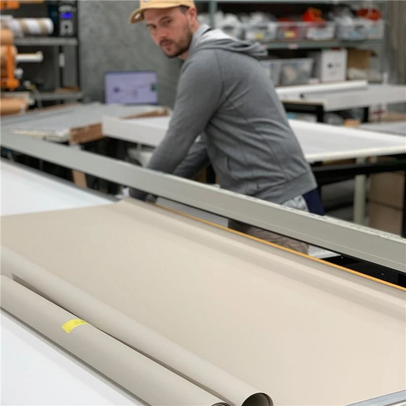 095850-roller_blinds_manufacturing