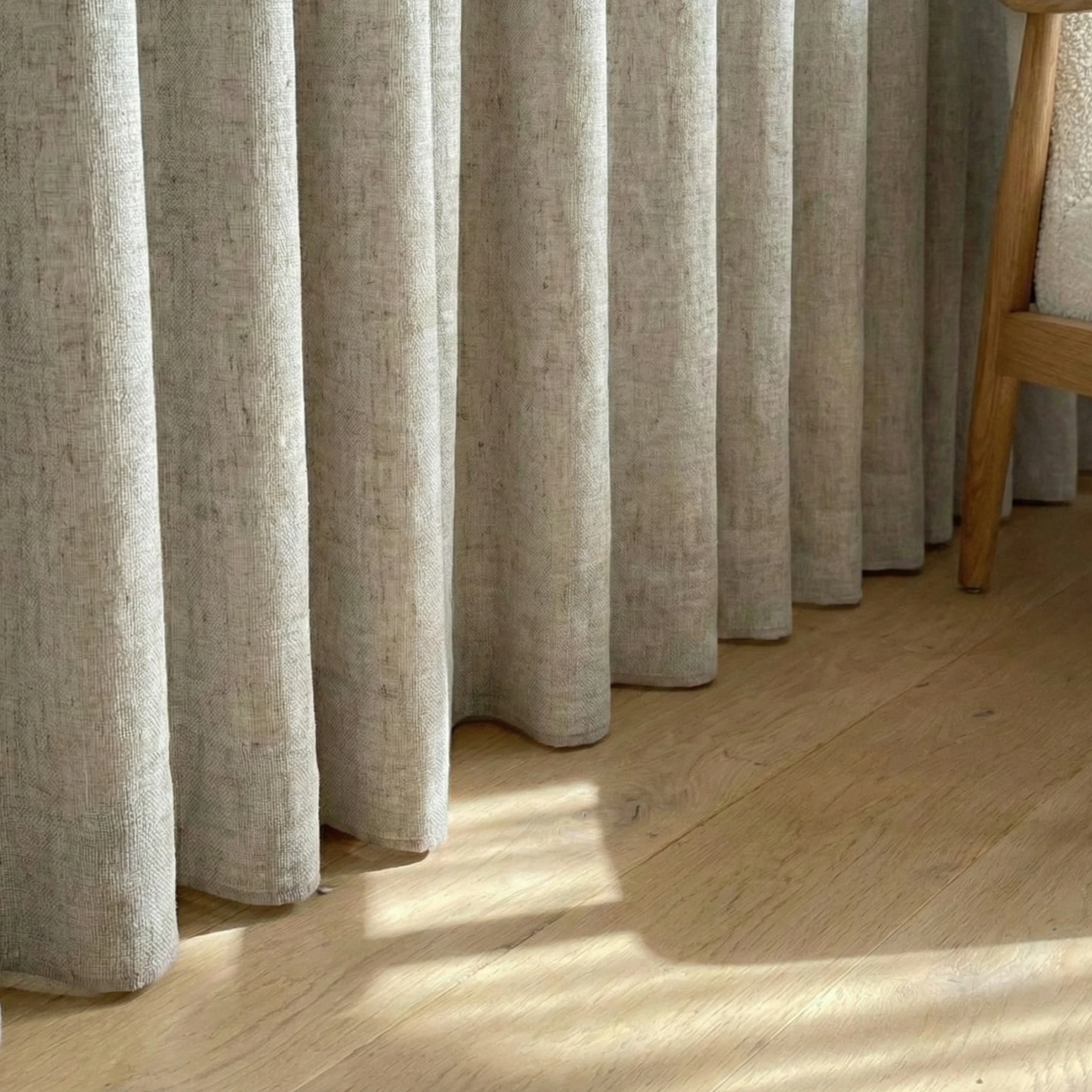 114353-blockoutcurtain_upclose