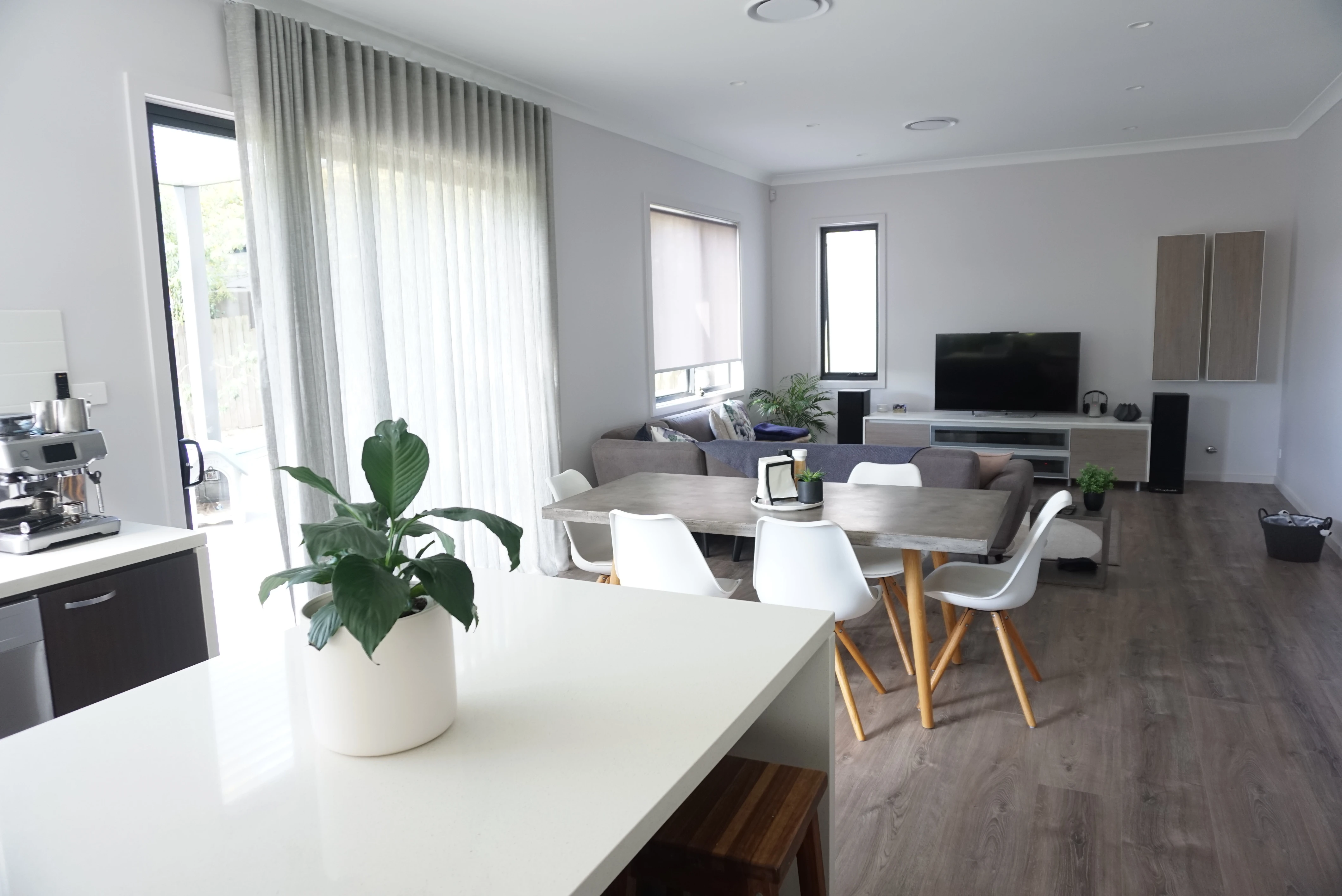 aa_curtains_leigh_havelka-4 aa_curtains_leigh_havelka-4