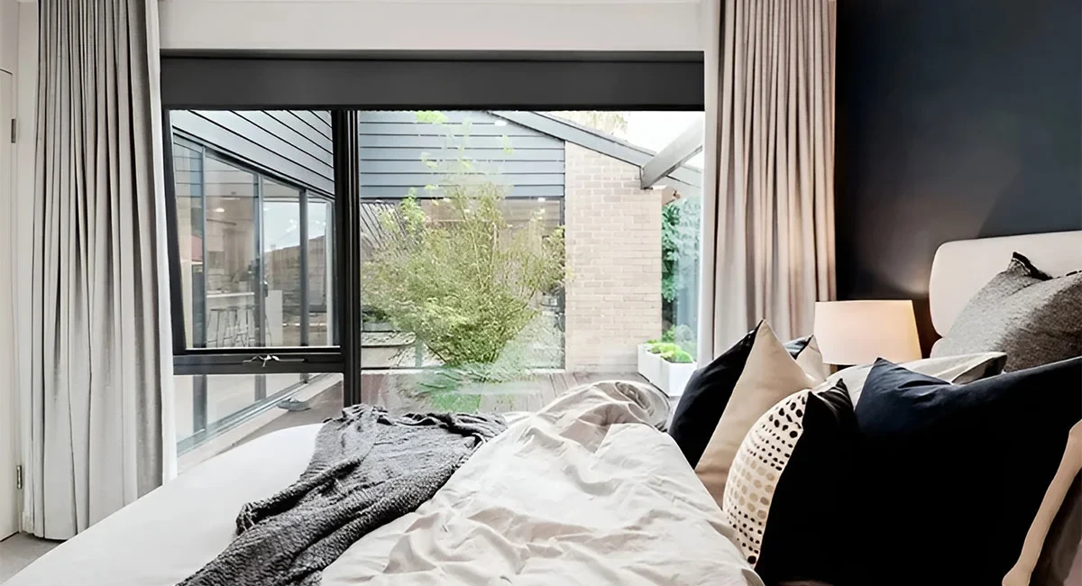 How to stop the light coming through the sides of roller blinds.