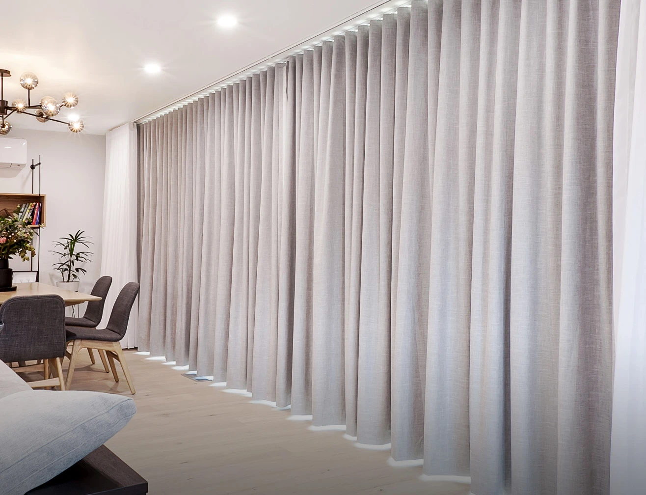curtain_blockout_curtain_blockout_curtain_blockout_image_asset-library_product-specs-carousel_curtains_double-curtains_ps_dbl-cur_hero-image-w-gradient_0323_v2_150323 curtain_blockout_curtain_blockout_curtain_blockout_image_asset-library_product-specs-carousel_curtains_double-curtains_ps_dbl-cur_hero-image-w-gradient_0323_v2_150323