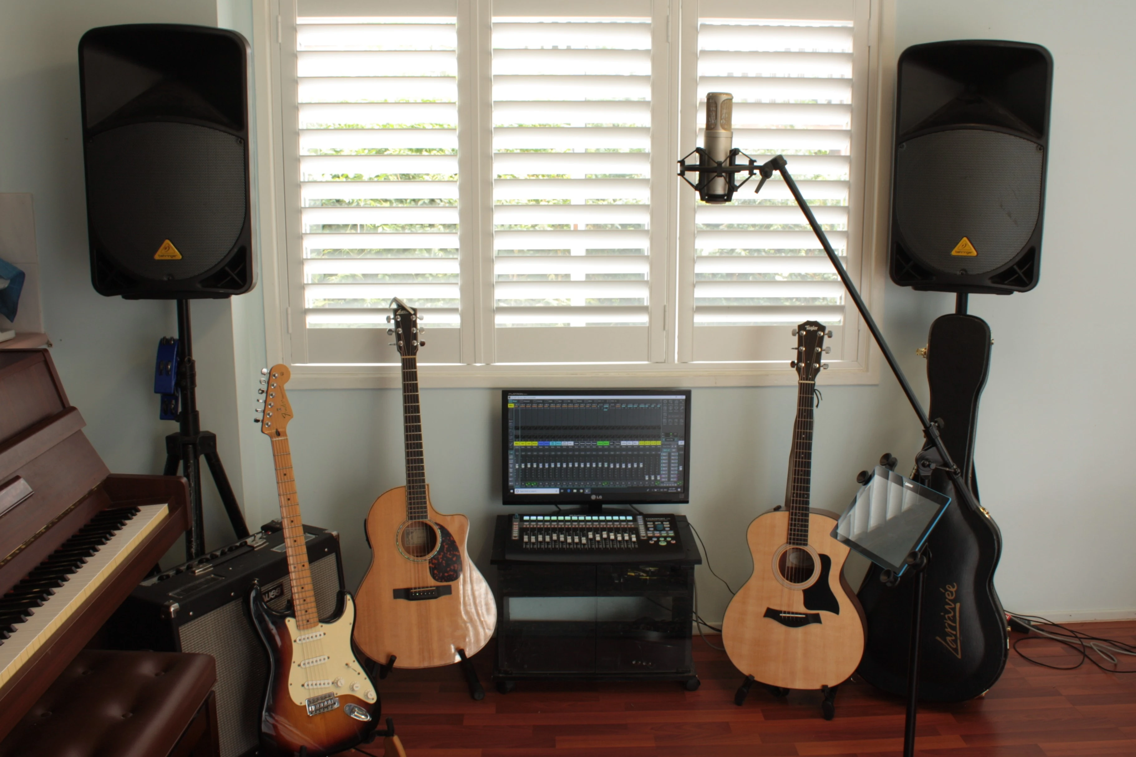 music-room music-room
