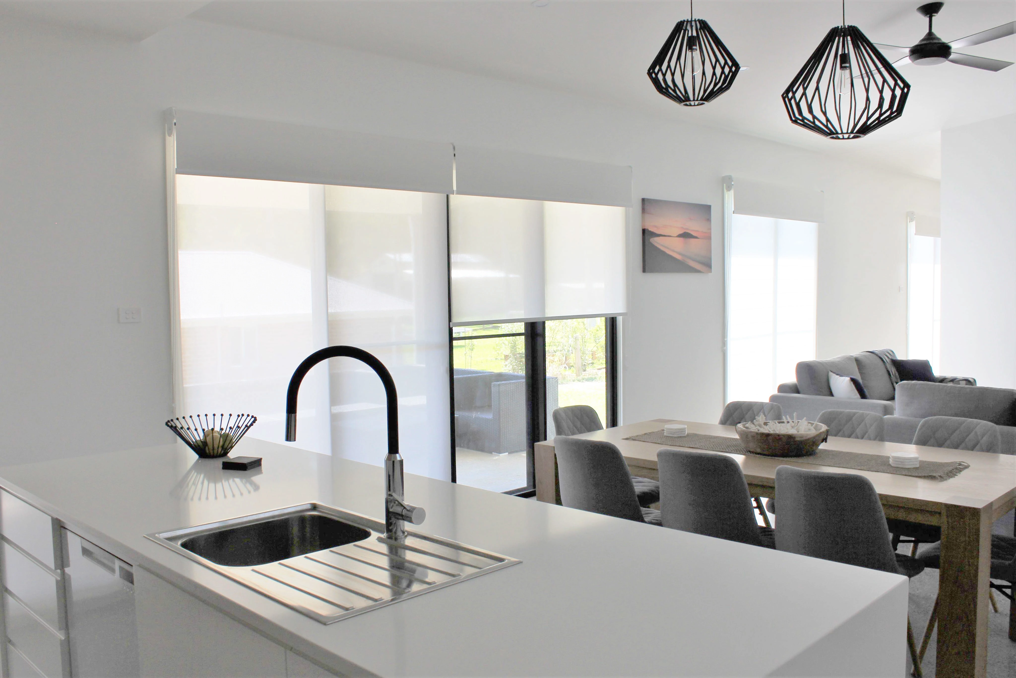roller_double__roller_double__roller_double__images__linked-roller-blinds__bb_rollerblinds_shellee_venaglia-copy roller_double__roller_double__roller_double__images__linked-roller-blinds__bb_rollerblinds_shellee_venaglia-copy