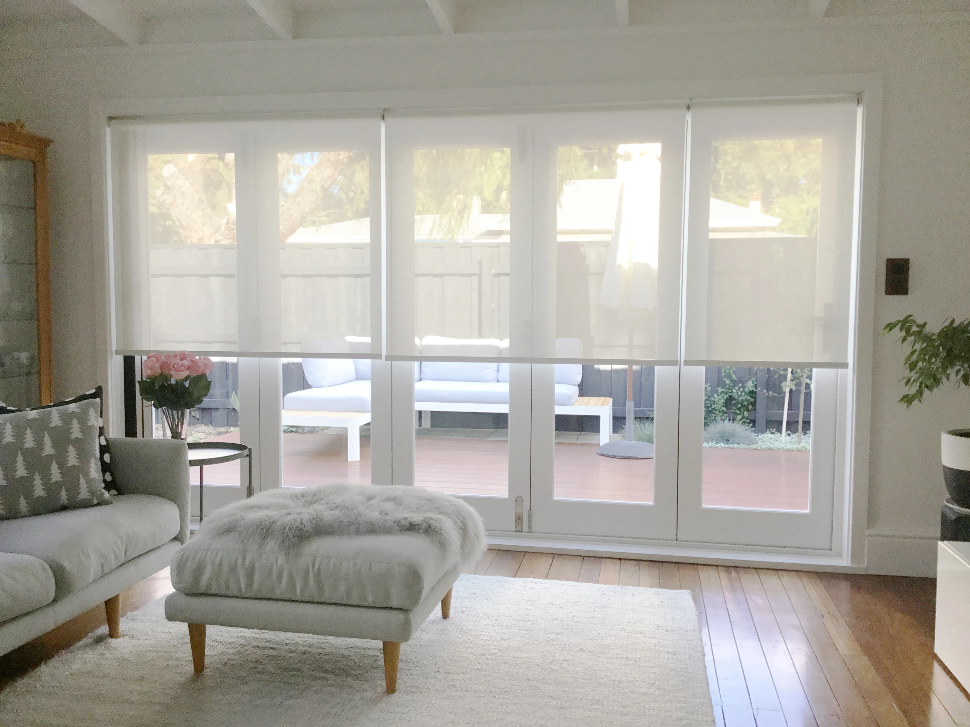 roller_sunscreen__roller_sunscreen__roller_sunscreen__images__sunscreen-rollers__linked_roller_blinds_motors roller_sunscreen__roller_sunscreen__roller_sunscreen__images__sunscreen-rollers__linked_roller_blinds_motors