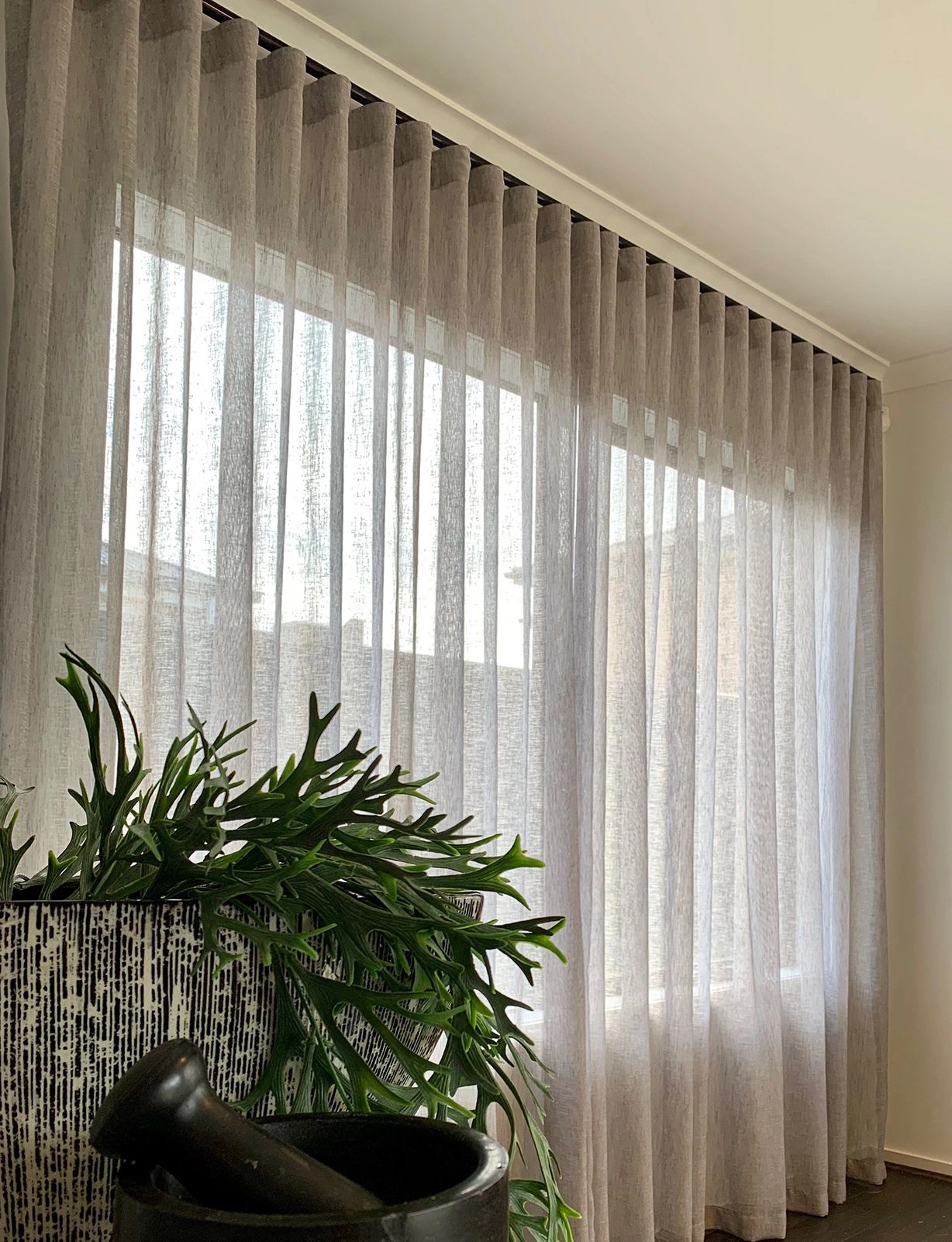 aruni-niroshika-_-vic