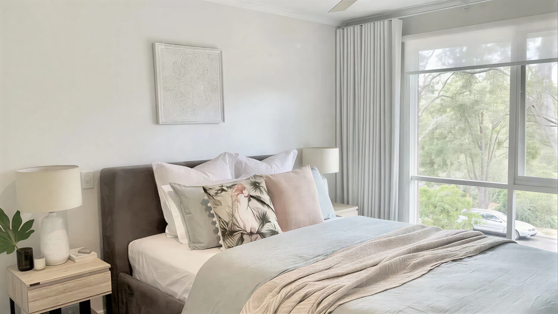 bedroom_cur_sbr_room