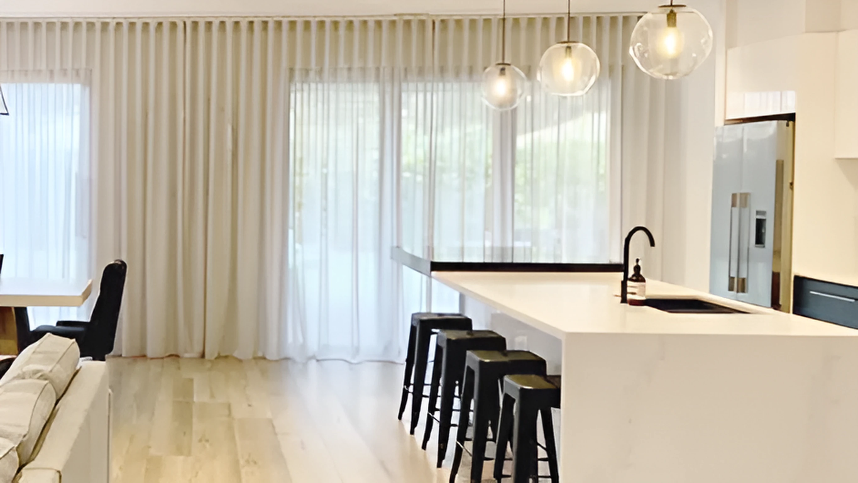 kitchen_cur_sbr_room-product_i kitchen_cur_sbr_room-product_i