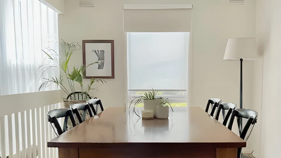 upscaler-dining_blind