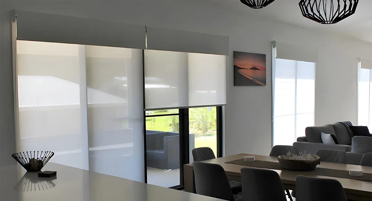 5 Ways Roller Blinds Can Transform Your Living Room