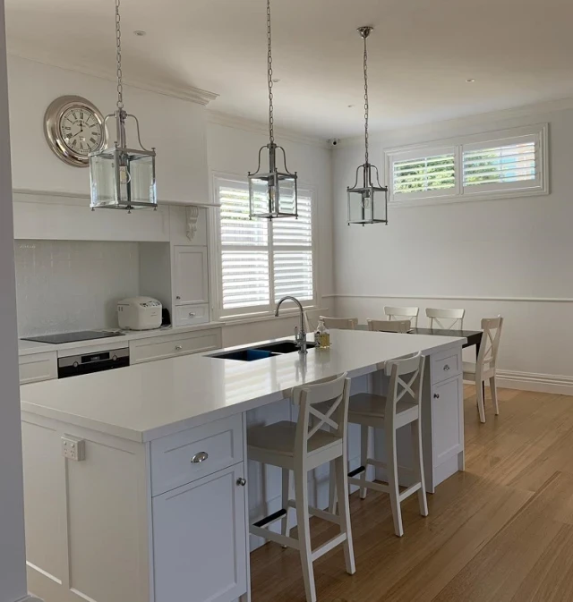 plantation_shutters_competiton-photo_plantation-shutters_russell-barnes-_-vic3640