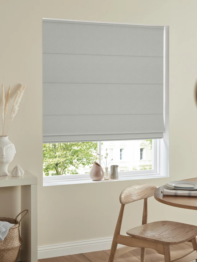 Darla Reflection Roman  