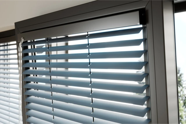 Tru-Stick Surface Metal Venetian