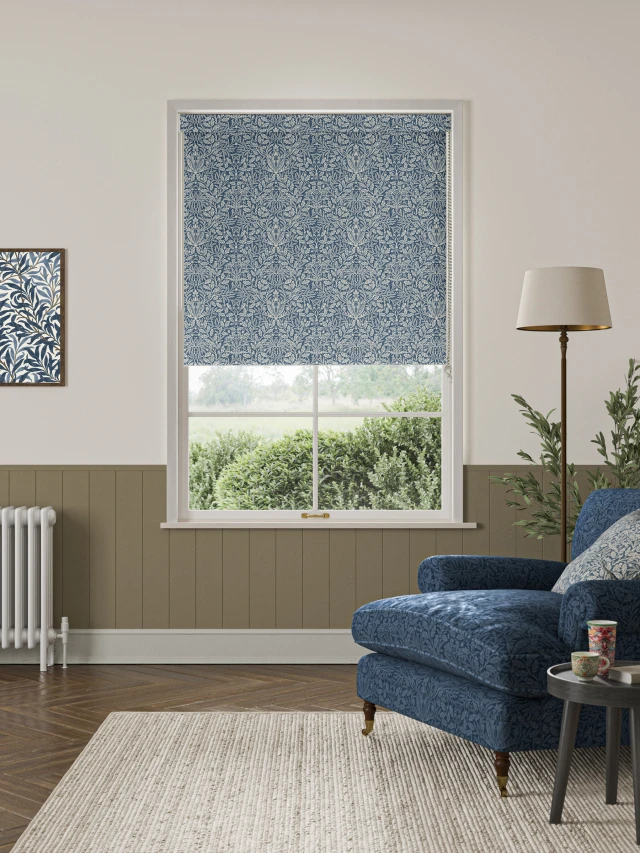 William Morris Acorn River Roller