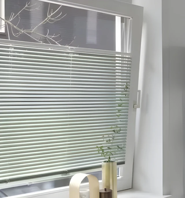 Luxaflex® TDBU Venetian