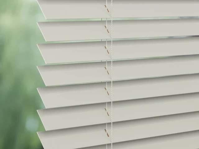 8326 Java 50mm Wood Venetian