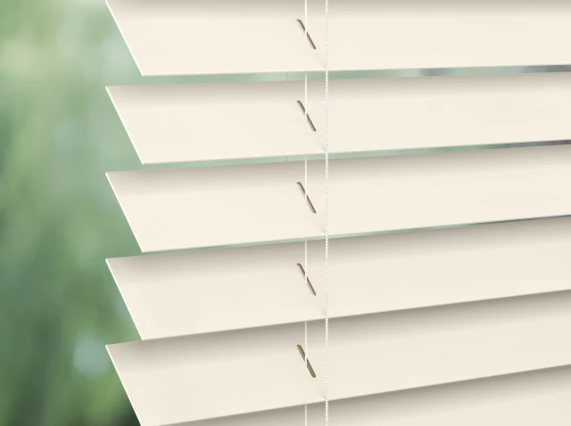 8315 Java 50mm Wood Venetian