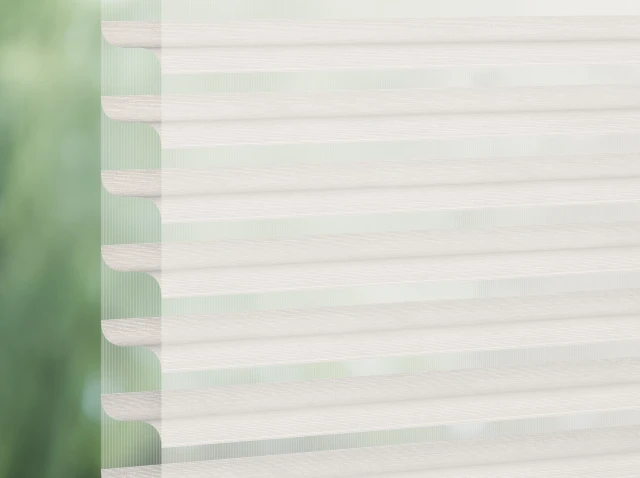 6361 Promenade Spring White Silhouette