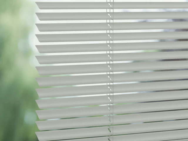 6004 Uni 25mm Metal Venetian  