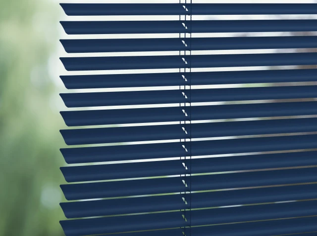 6009 Uni 25mm Metal Venetian  