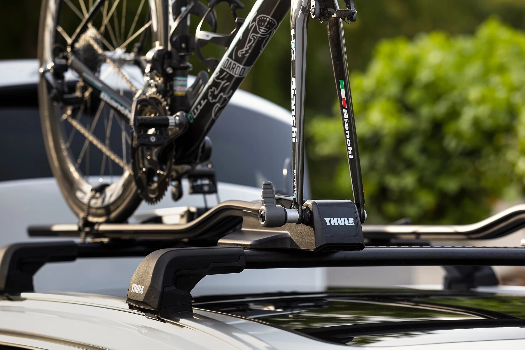 Thule FastRide Roof Bike Rack Bike Fork Mount - Main Image