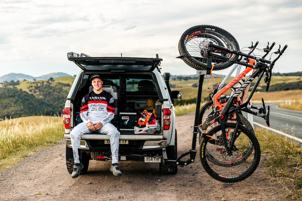 Shingleback Swing Arm Right Swing (Driver's Side)