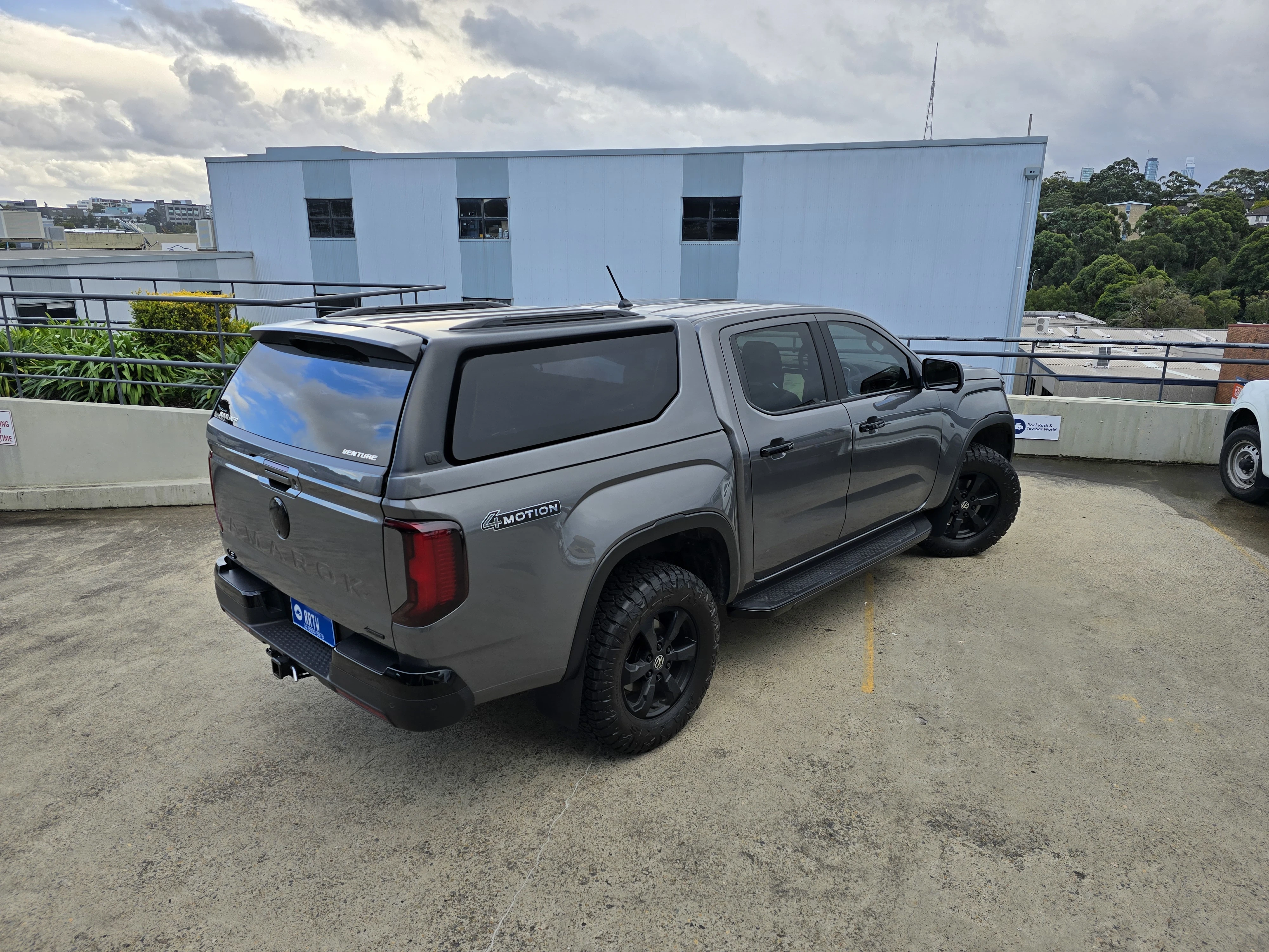 MaxLiner Venture Canopy for Volkswagen Amarok 2023+ two Tone