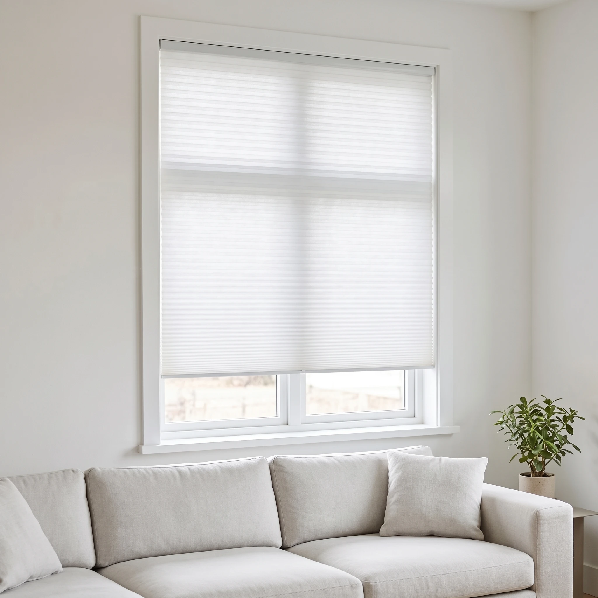 White filtering 25mm Honeycomb Blind